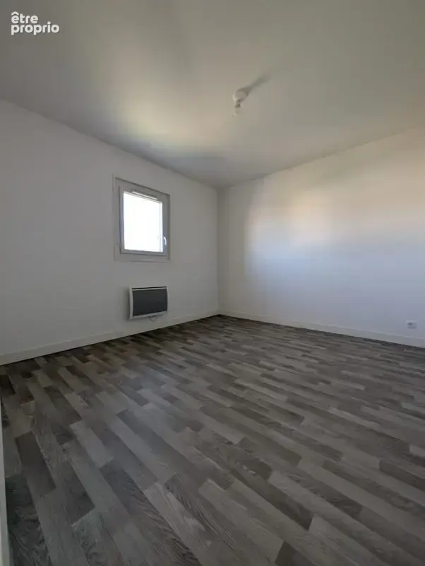 A vendre-cosne d'allier-maison habitable de suite-jardin-garage-82400 €-pas de frais d'agence* - photo 5