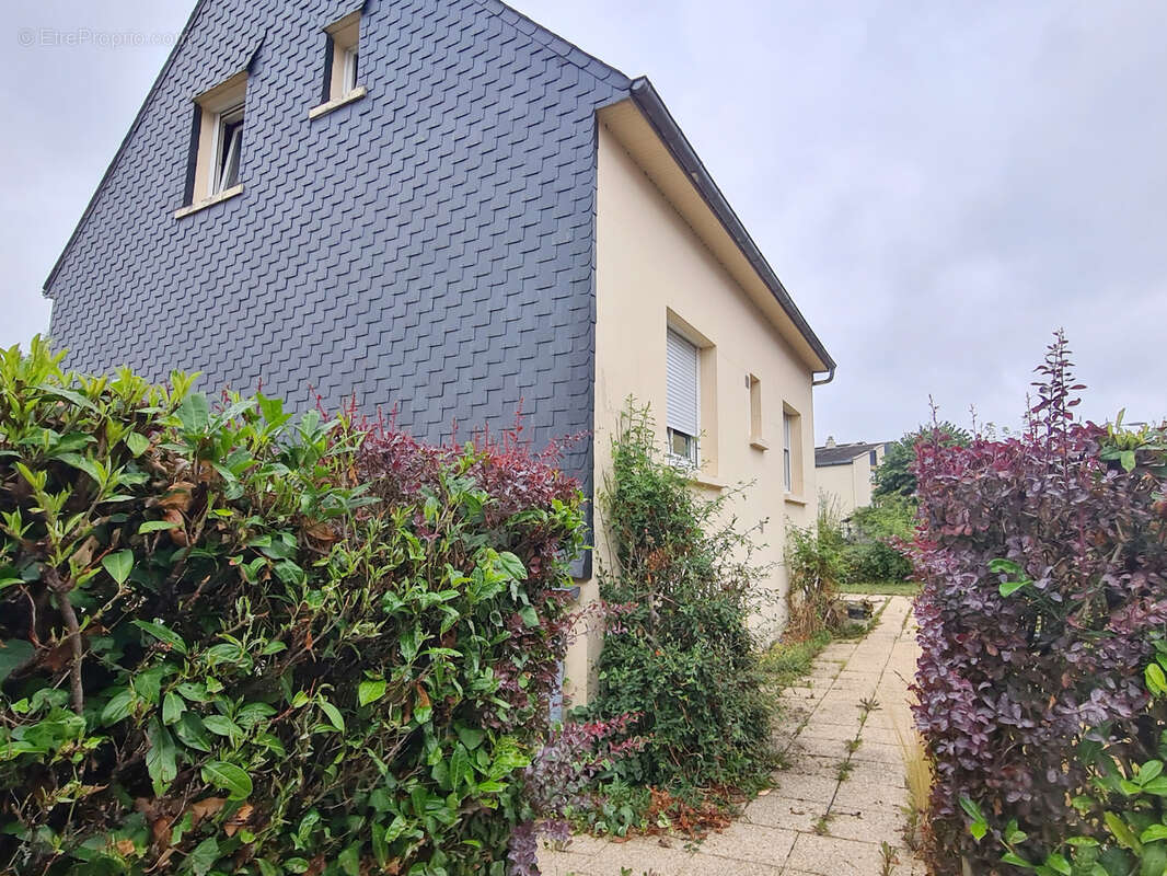 Maison à GUINGAMP