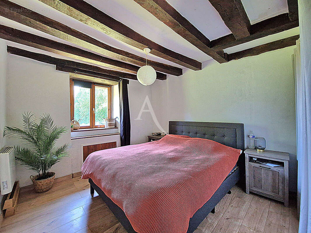 Maison à CONTIGNE