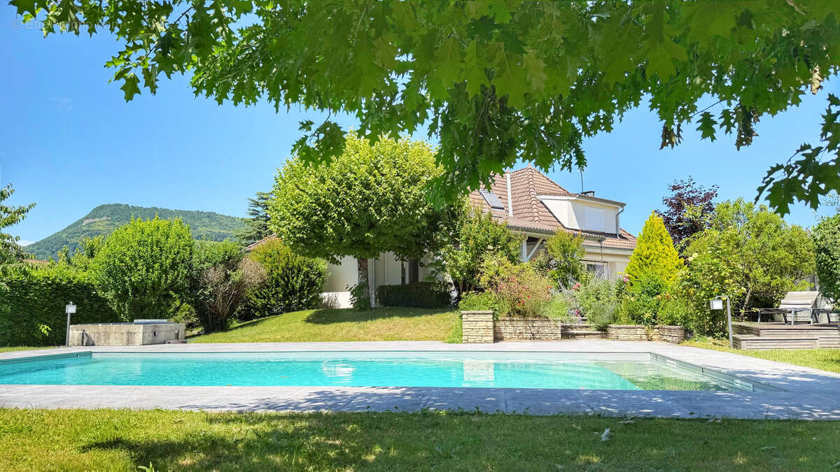 Maison à COUBLEVIE