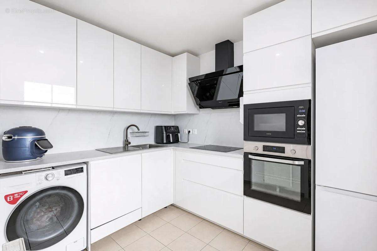 Appartement à NANTERRE