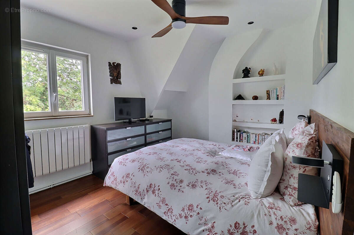 Maison à VITRY-SUR-SEINE