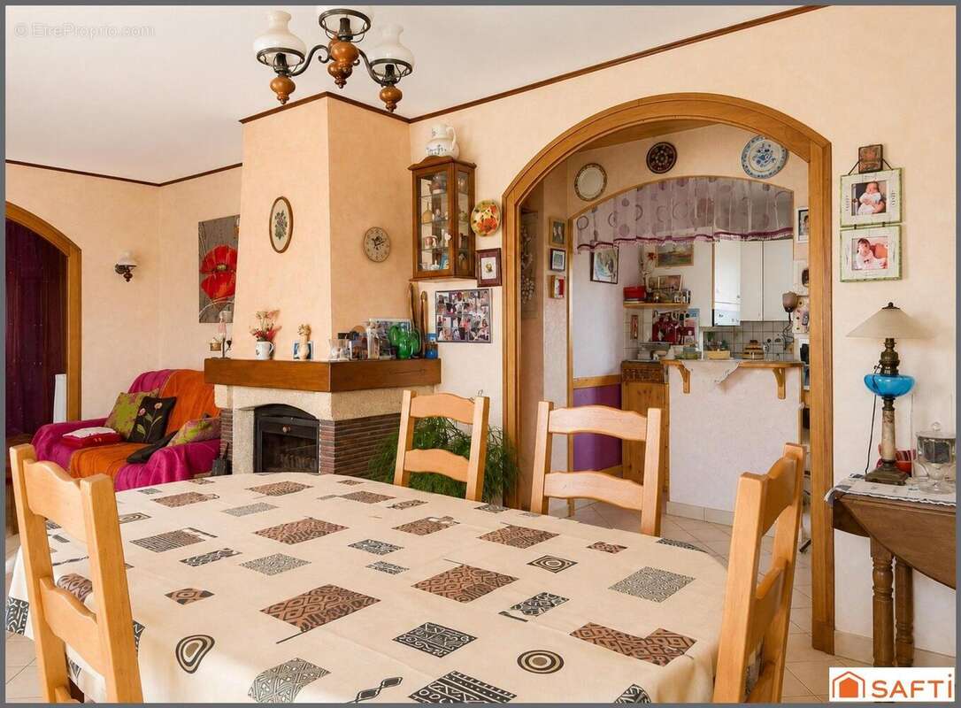 Maison 100 m² à Saint-Victor-De-Morestel  - photo 5