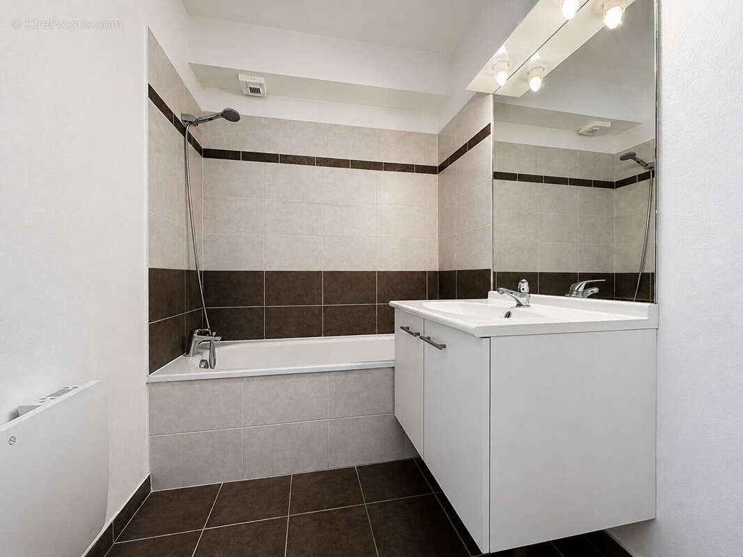 Appartement Narbonne 3 pièce(s) 67 m2 - photo 8