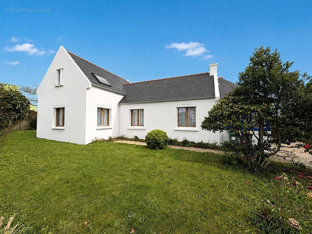 Maison à PLOUDALMEZEAU