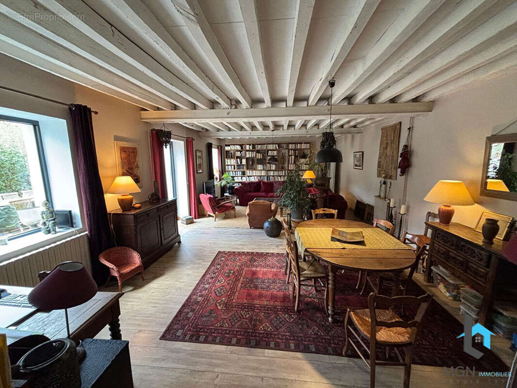 Maison à NOGENT-LE-ROI