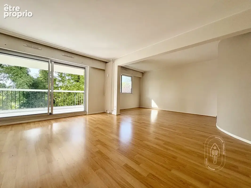 Appartement 3 pièces 80 m² à vendre à Mouvaux (59420) - photo 2