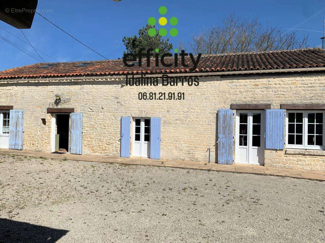 Maison à ROMAZIERES