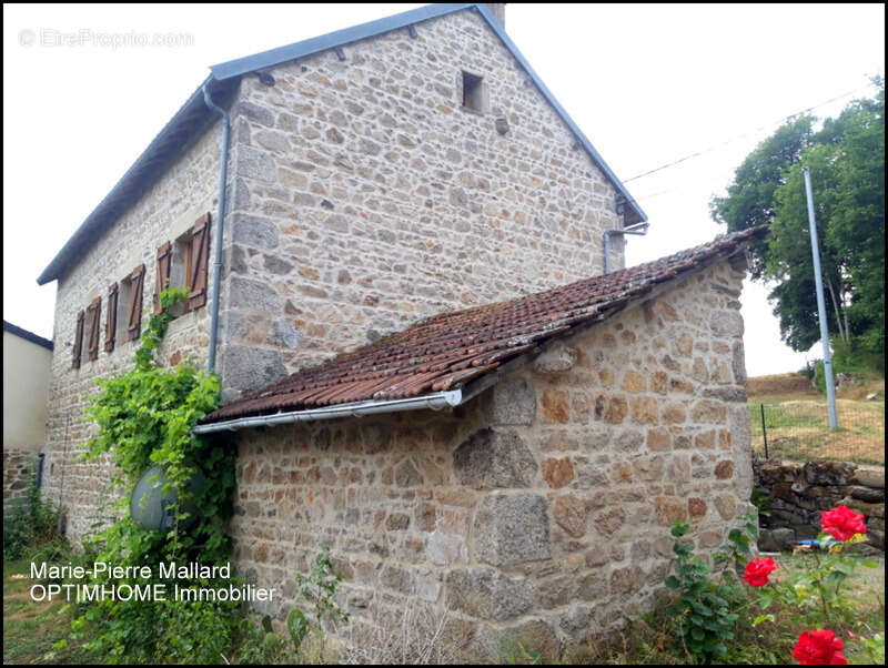 Maison à ROYERE-DE-VASSIVIERE