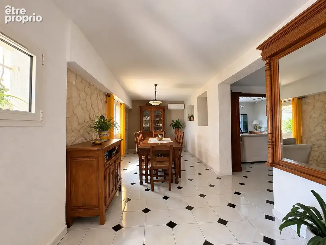 MARIGNANE , bas de villa, T3/T4, garage, jardin , terrasse - photo 2