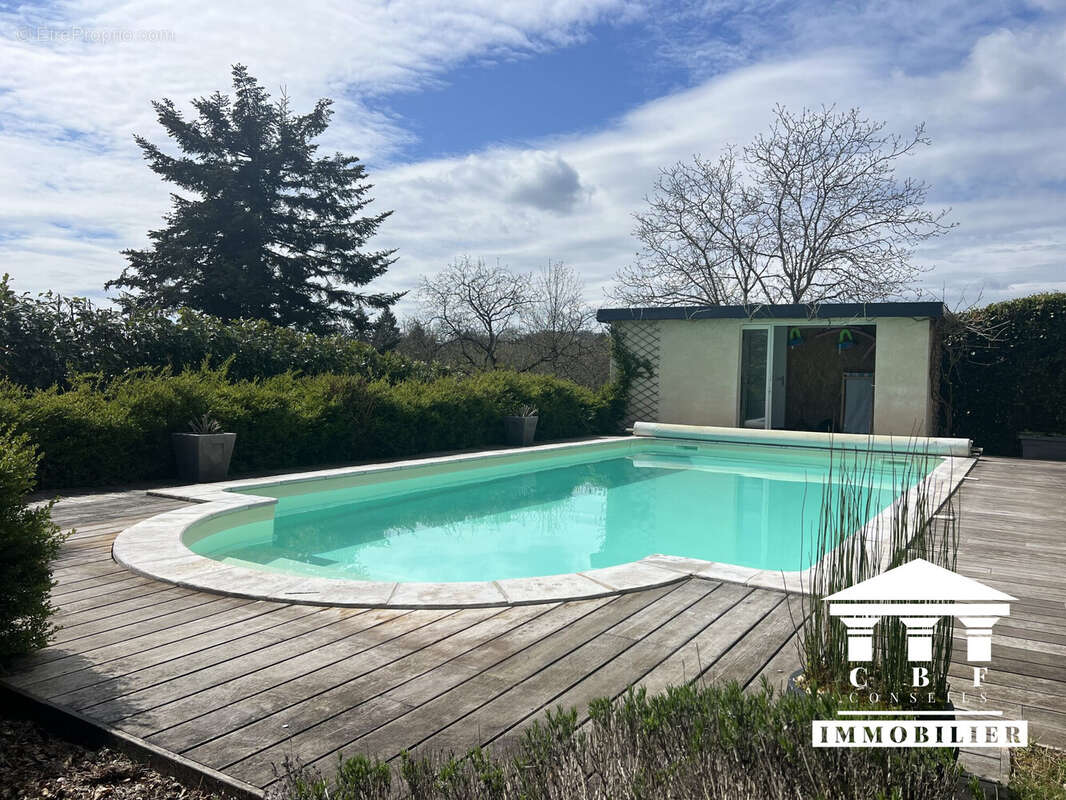 Maison à LE CREUSOT