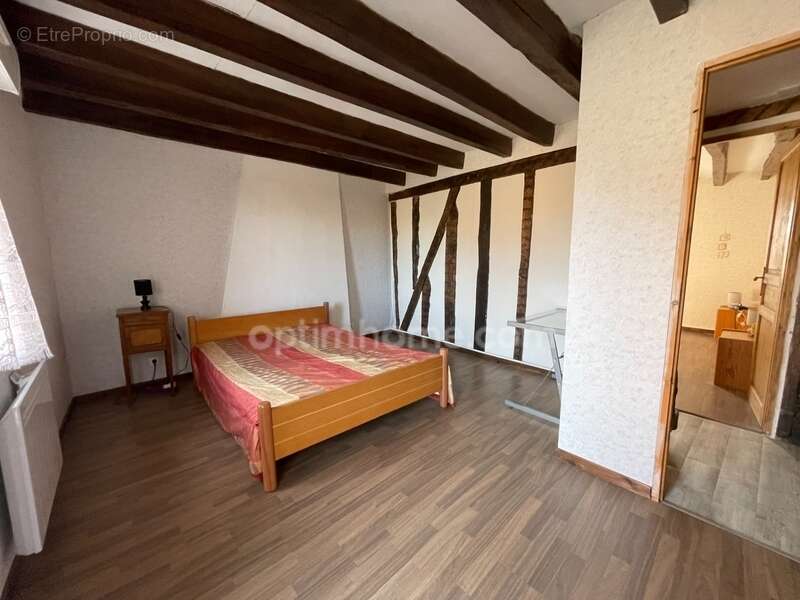 Maison à ARNAC-LA-POSTE