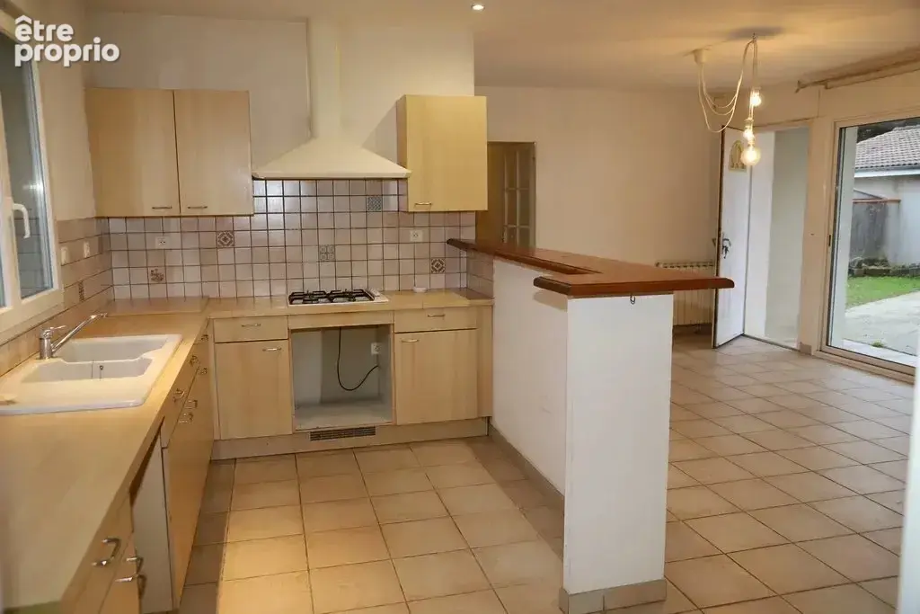 Maison 4 pièces 96 m² à vendre à La Tour-Du-Crieu (09100) - photo 2