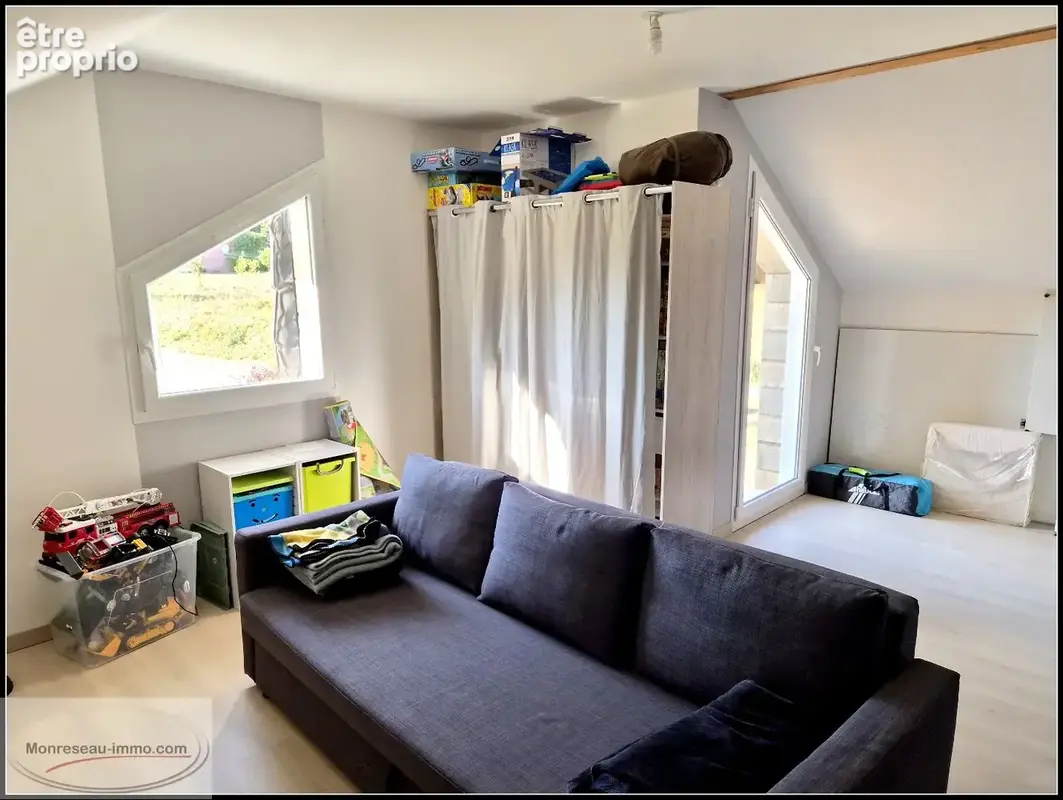 Maison unique dans la nature - 5 chambres - grand terrain - photo 11