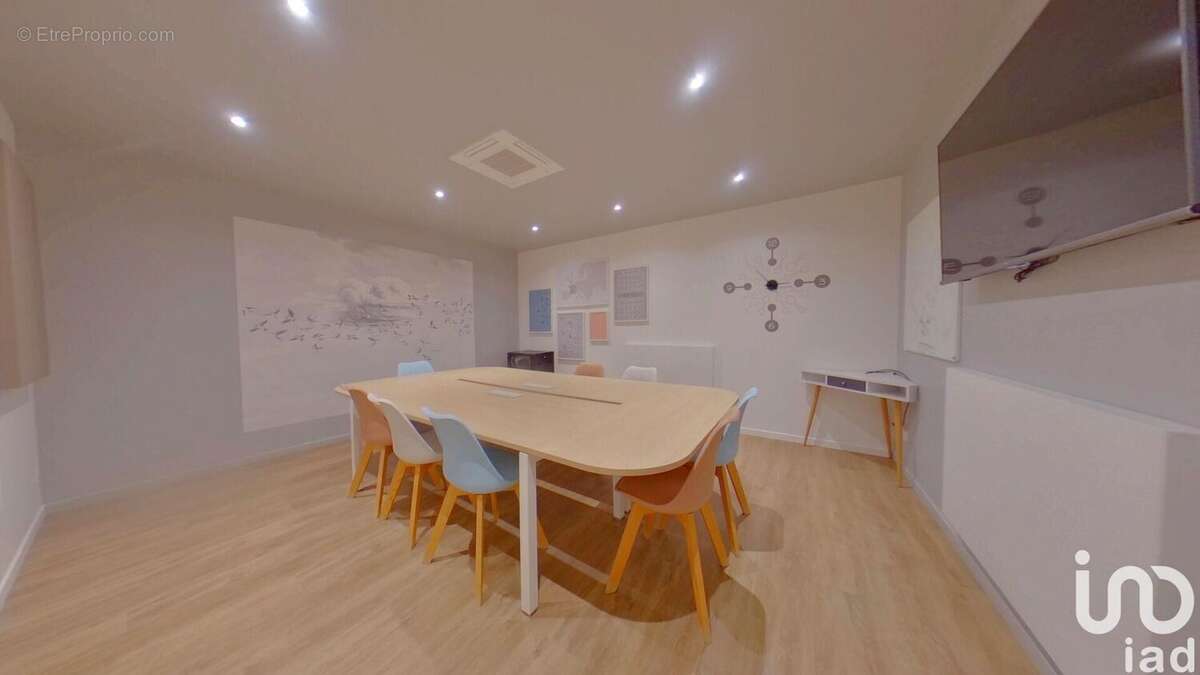 Photo 6 - Commerce à COURCOURONNES