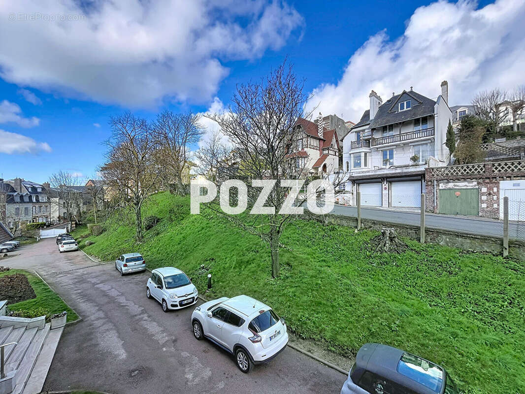 Appartement à TROUVILLE-SUR-MER