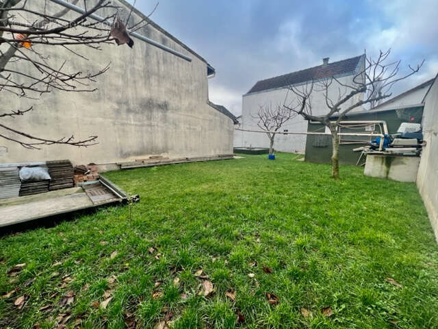 Maison à STAINS