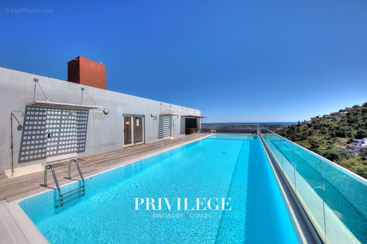 Appartement à MANDELIEU-LA-NAPOULE