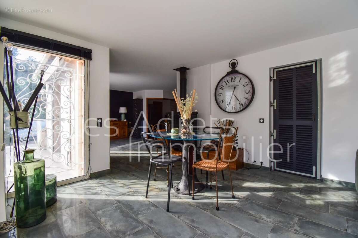 Maison à LES ADRETS-DE-L'ESTEREL