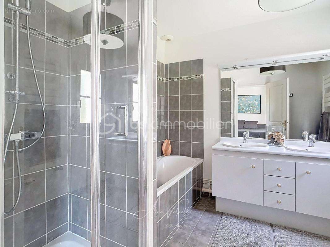 Maison à MAGNY-LE-HONGRE