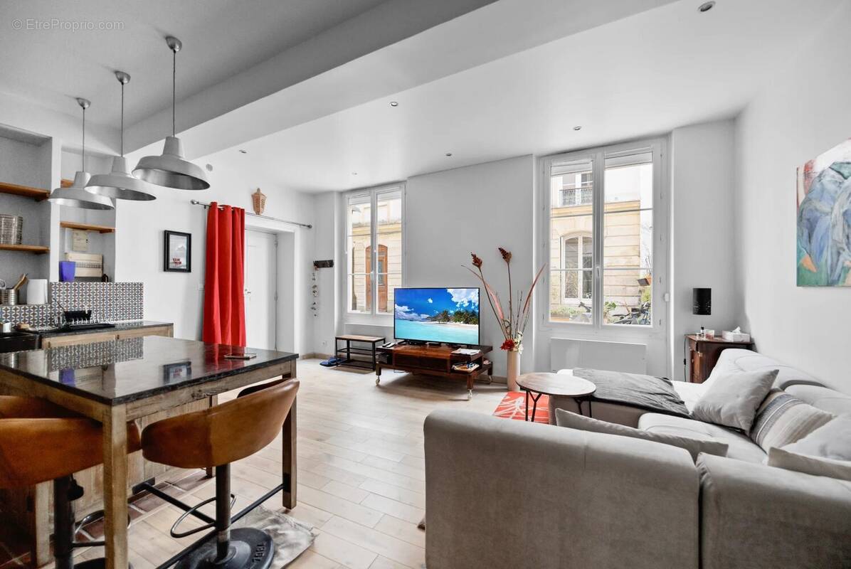 Appartement à PARIS-9E