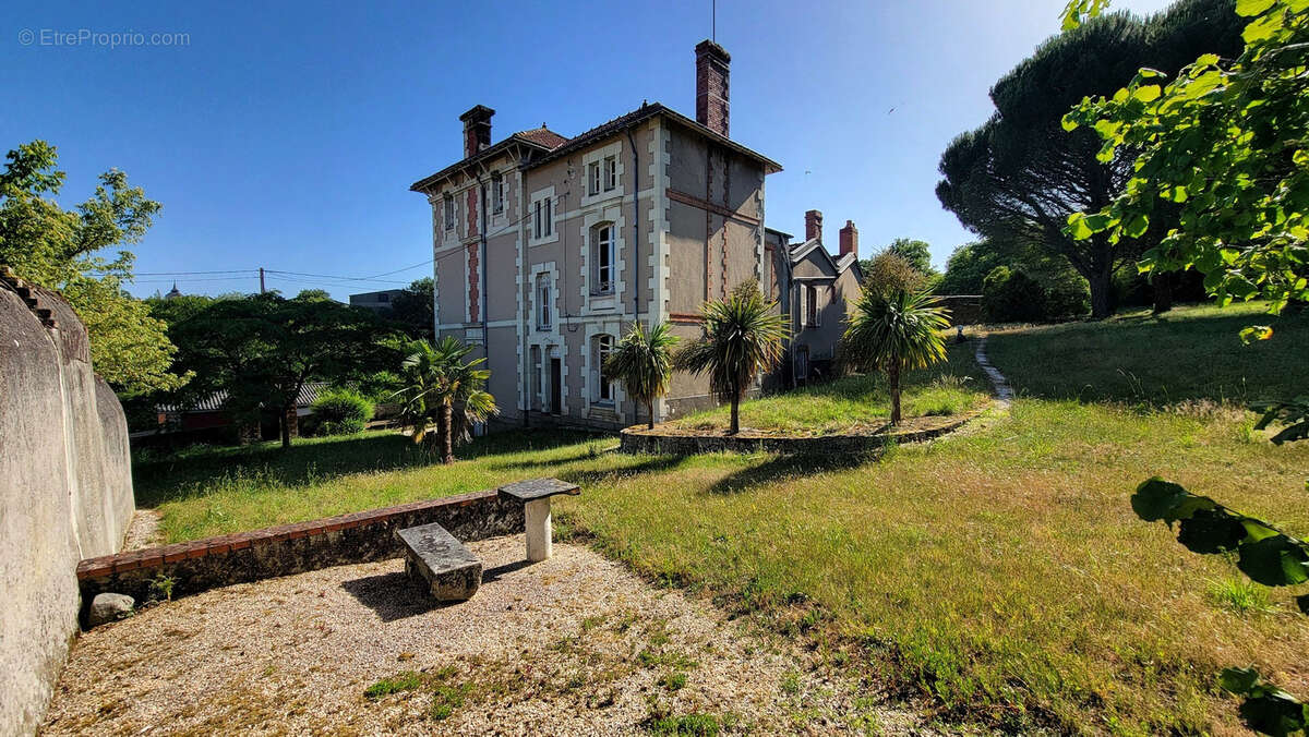 Maison à CHEMILLE