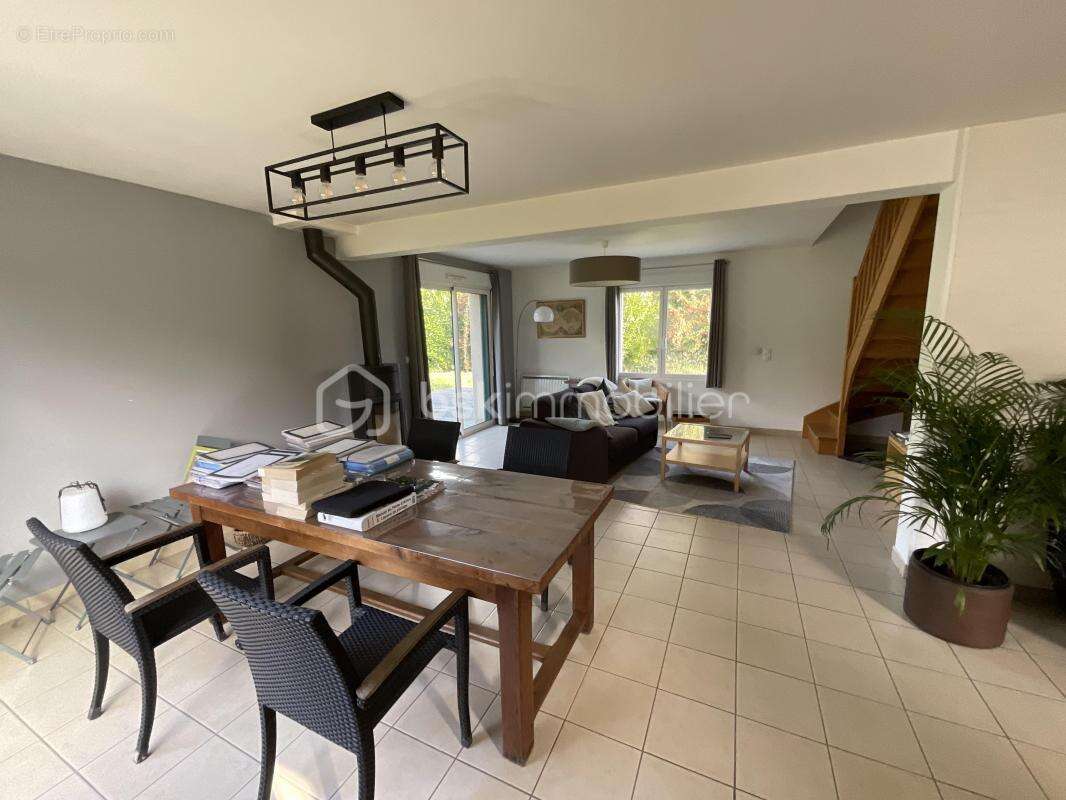 Maison à LE MINIHIC-SUR-RANCE