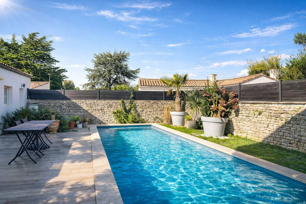 Maison à LE BOIS-PLAGE-EN-RE