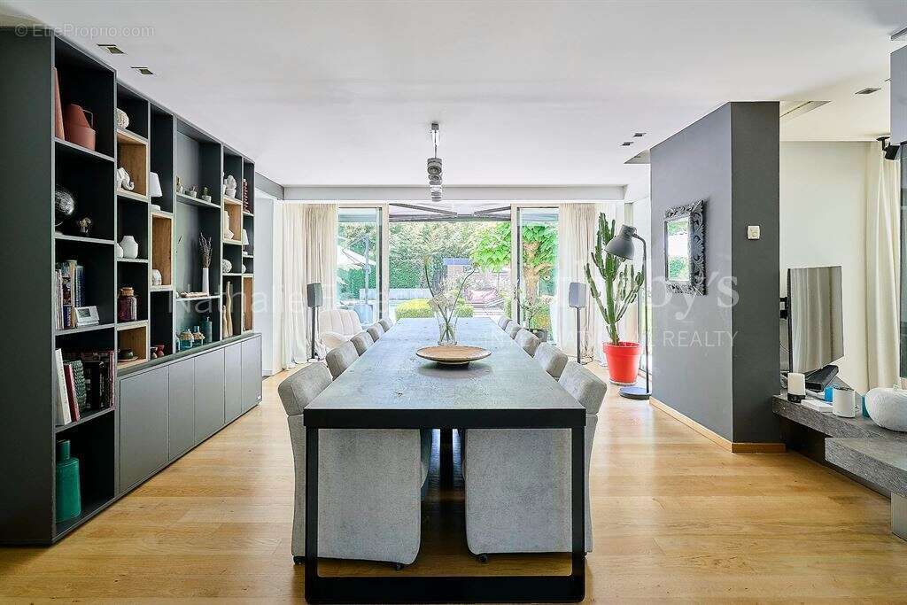 Maison à CROIX