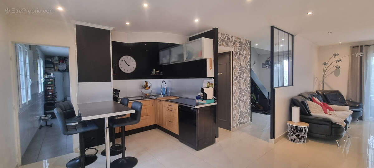 Maison à LONGUEVILLE