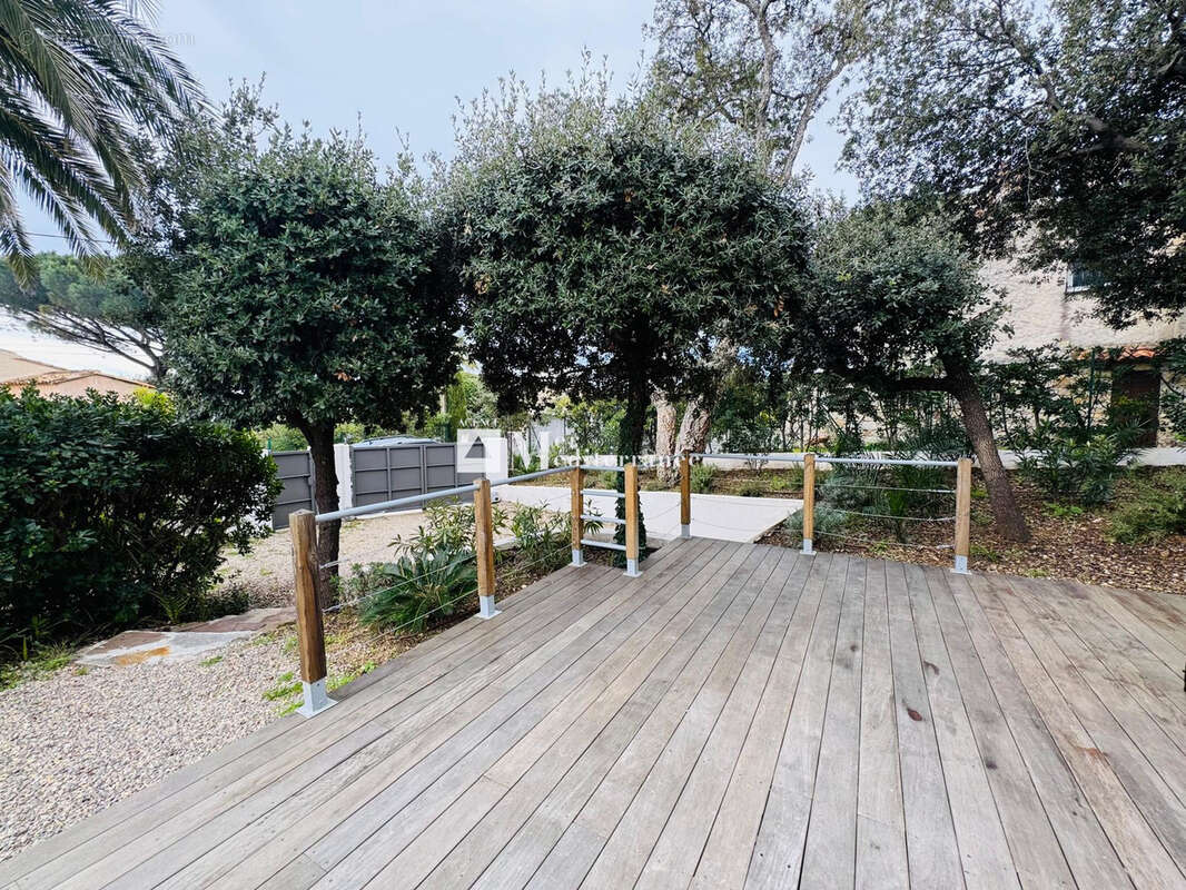 Appartement à LES ISSAMBRES