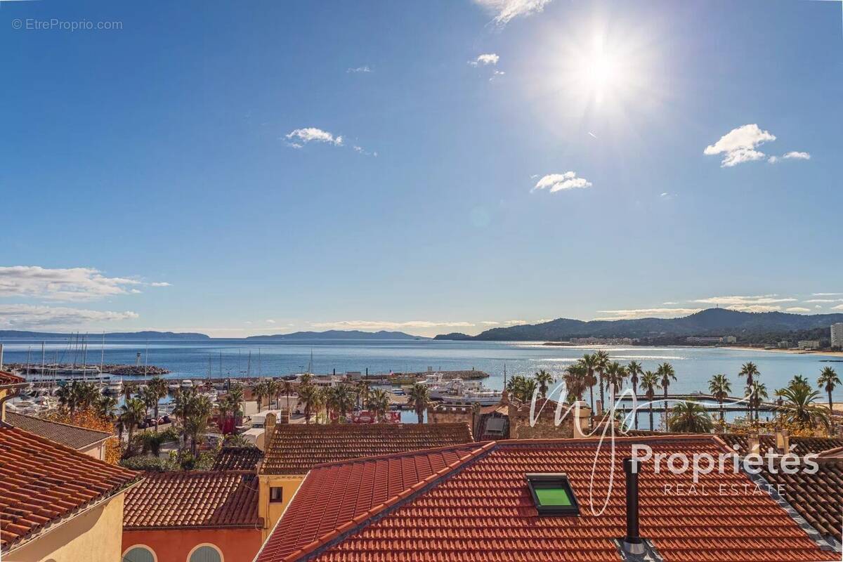 Appartement à LE LAVANDOU