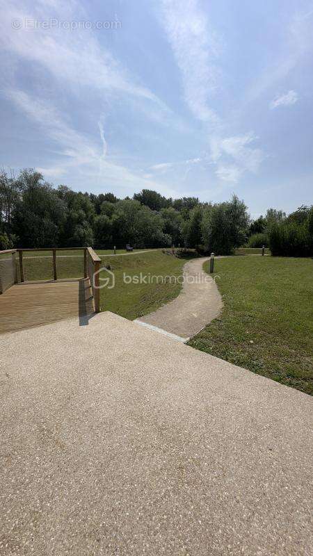 Appartement à HARDRICOURT