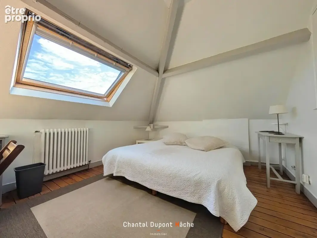 CHARTRES GRAND PRES - Somptueuse maison fin XIXème avec 8 chambres et garage ! - photo 24
