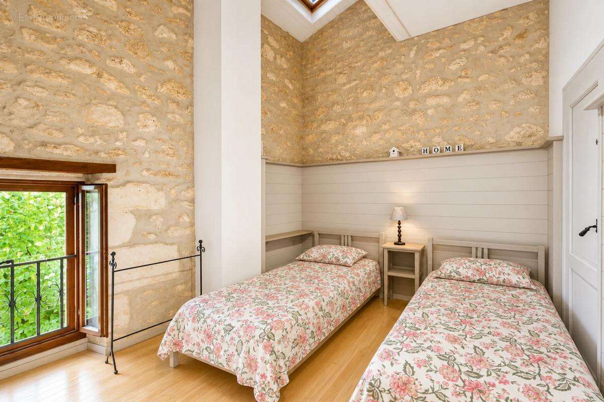 Maison à QUEYRAC