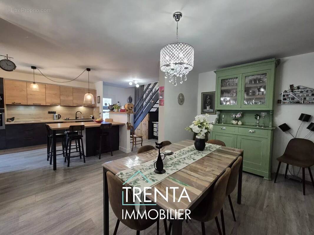 Maison à LE GRAND-LEMPS