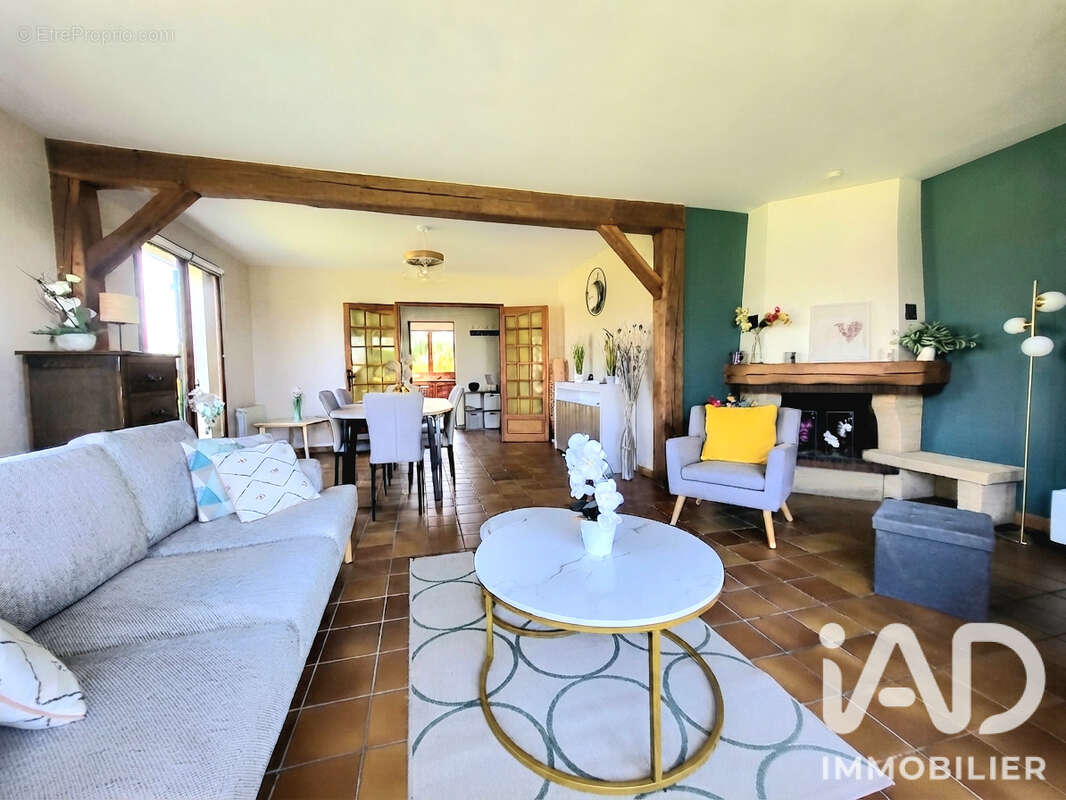 Maison 158 m² à Bourg-Fidele  - photo 3