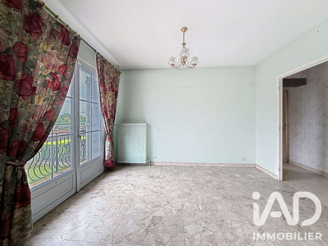 Photo 8 - Maison à REAU