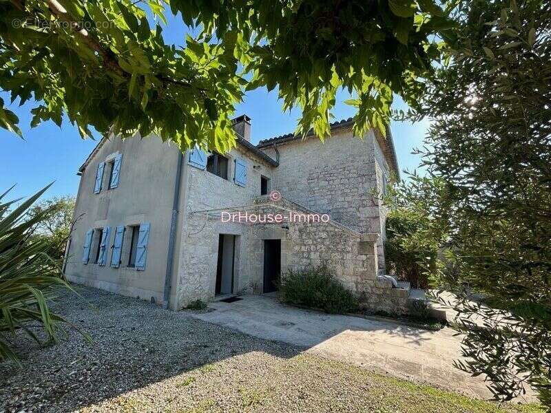 Maison à CASTELNAU-MONTRATIER
