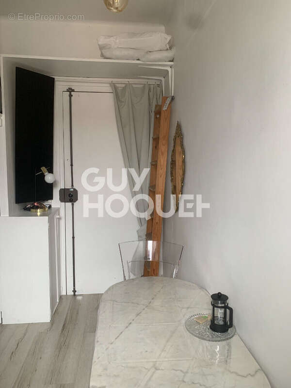 Appartement à PARIS-19E