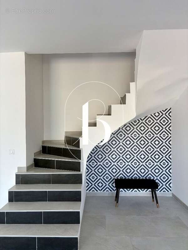 Maison contemporaine avec piscine et garage proche Uzès - photo 7