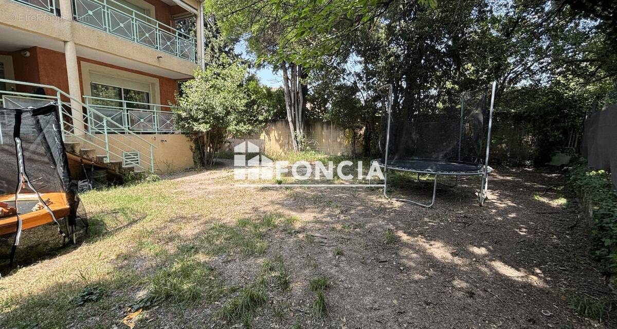 Appartement à LE PONTET