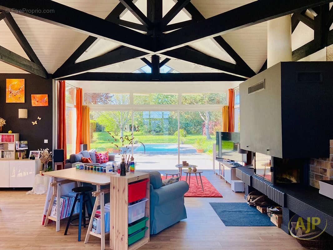 Maison à LESPARRE-MEDOC