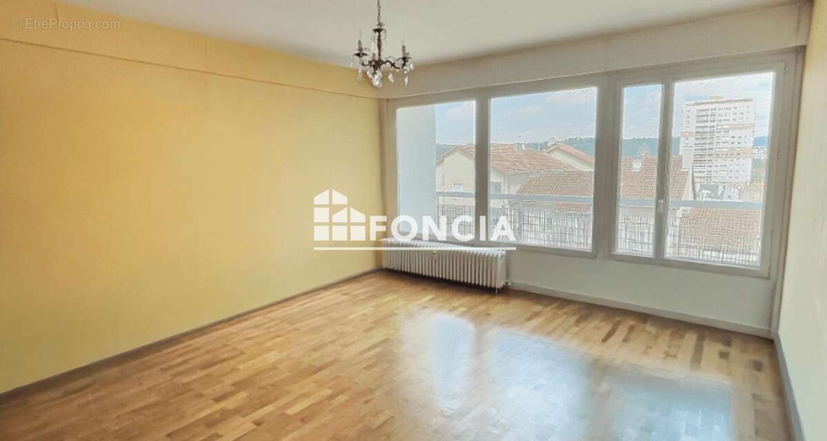 Appartement à FIRMINY