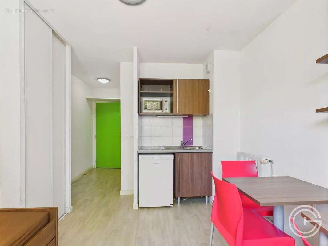 Studio  -  VENDU LOUE- Residence Etudiante - Valbonne - photo 2
