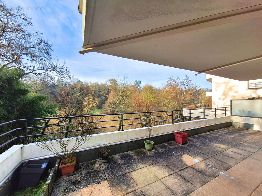 Appartement à SEGRE