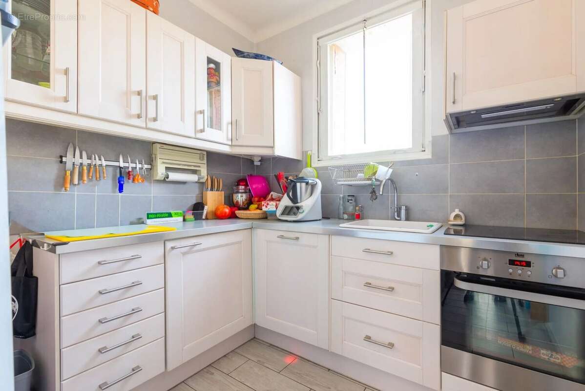 Maison à ISSY-LES-MOULINEAUX