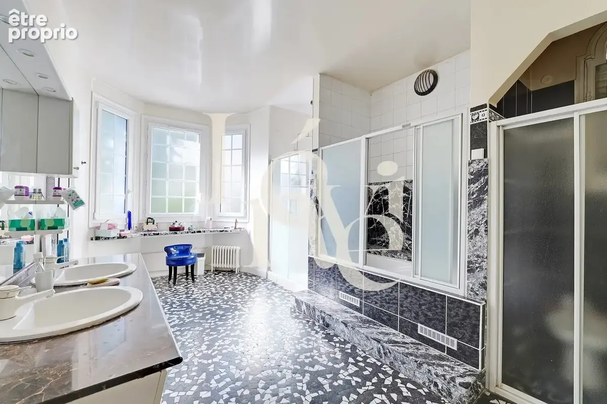 Maison de famille - 458m2 - photo 8