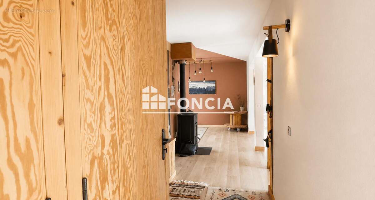 Appartement T4 avec 3 chambres au centre de Saint-Jean-de-Sixt - photo 4
