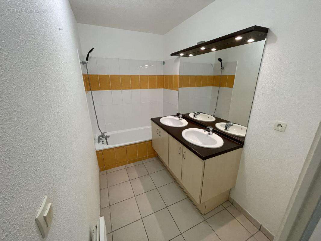 Appartement à FONSORBES